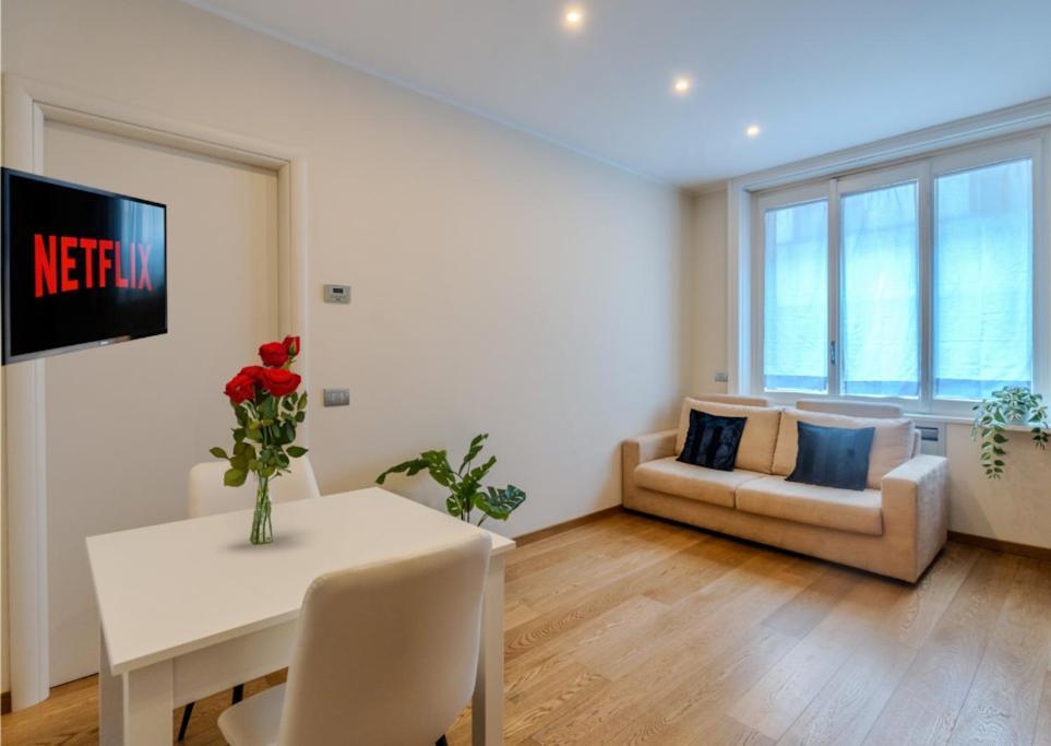 Duomo 15 Min Walk - Luxury Flat, Netflix And Wi-fi