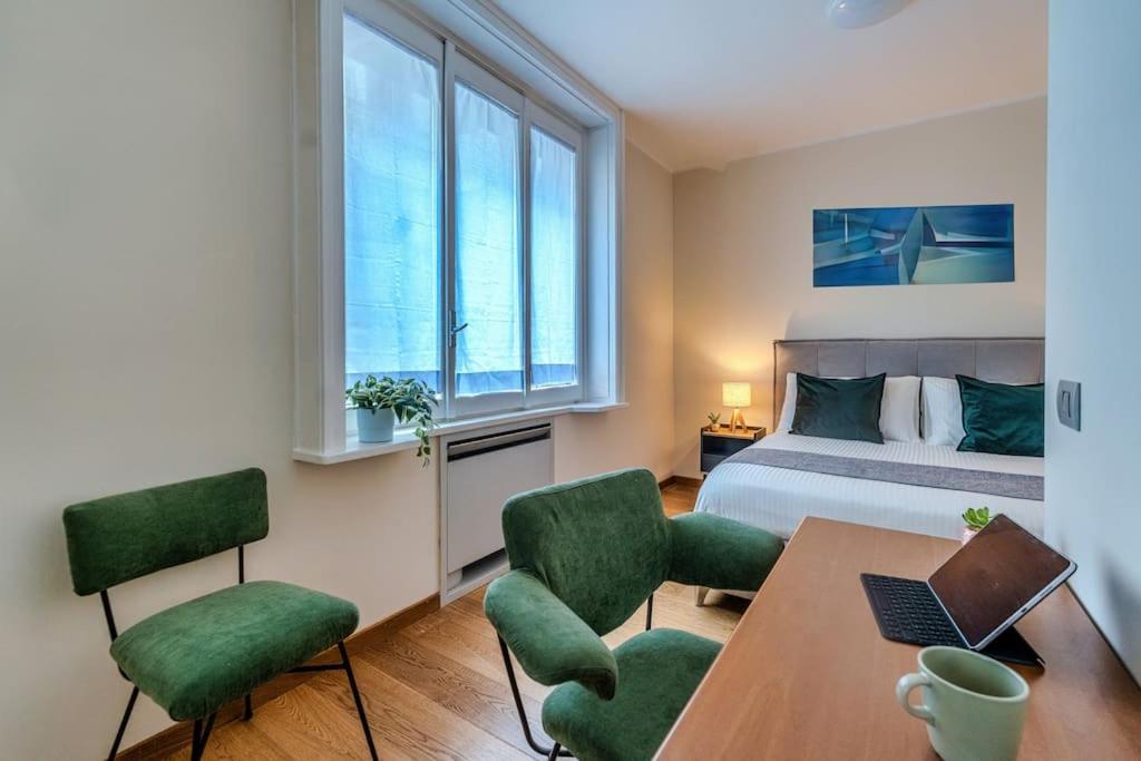 Duomo 15 Min Walk - Luxury Flat, Netflix And Wi-fi *